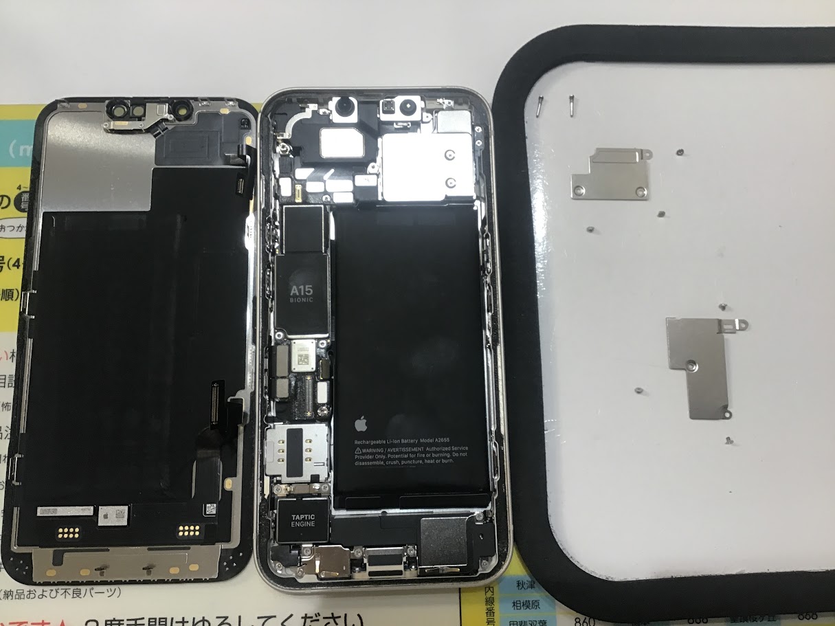 iPhone13ならデータそのまま修理可能なスマホ修理工房セレオ甲府店へ！